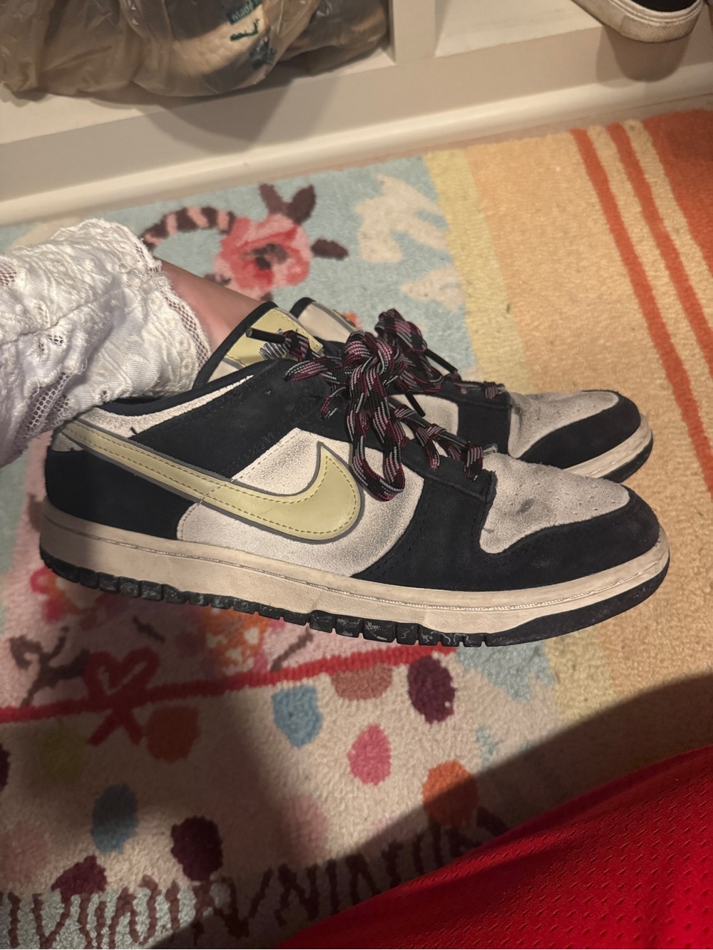 Nike Black, Beige and Pale Yellow Low-Top Sneakers